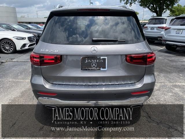 new 2025 Mercedes-Benz GLB 250 car, priced at $51,855