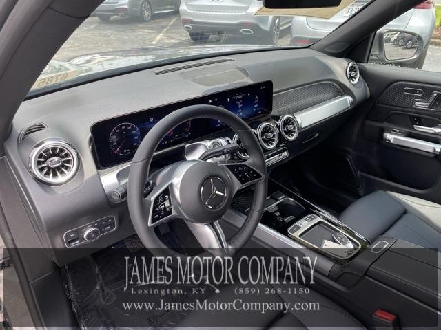 new 2025 Mercedes-Benz GLB 250 car, priced at $51,855