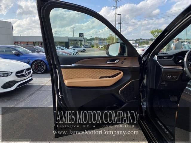 used 2022 Jeep Grand Cherokee car, priced at $41,646