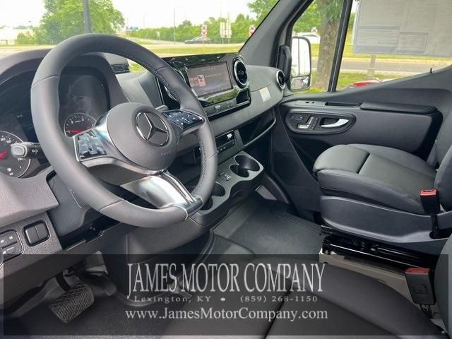 new 2025 Mercedes-Benz Sprinter 2500 car, priced at $83,863