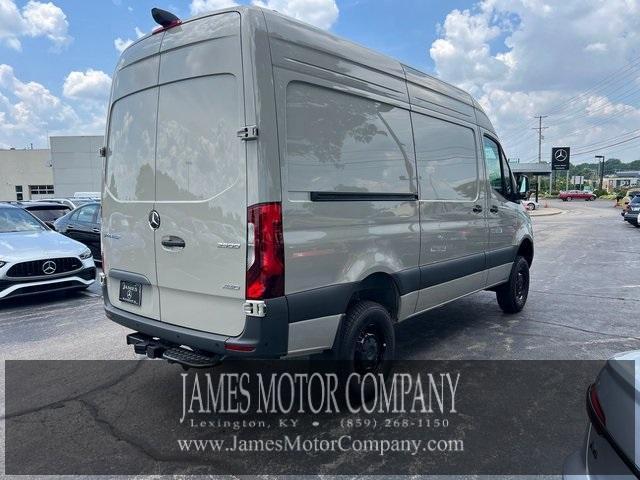 new 2025 Mercedes-Benz Sprinter 2500 car, priced at $83,863