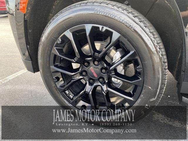 used 2024 GMC Yukon car, priced at $72,854