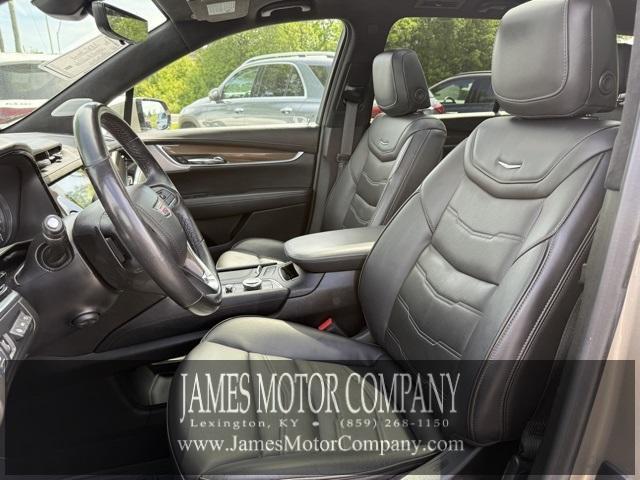 used 2022 Cadillac XT6 car, priced at $37,878