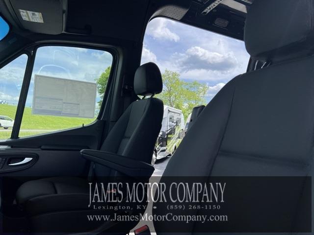 new 2025 Mercedes-Benz Sprinter 2500 car, priced at $84,368