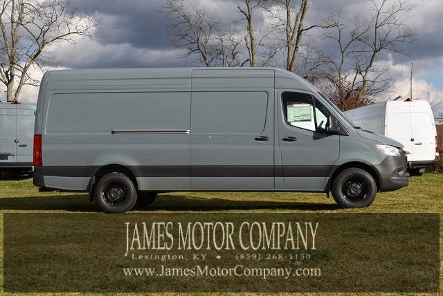 new 2024 Mercedes-Benz Sprinter 2500 car, priced at $69,389