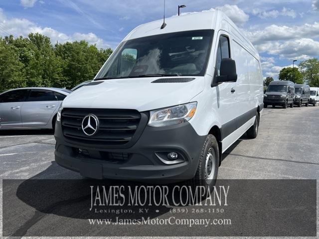 new 2025 Mercedes-Benz Sprinter 2500 car, priced at $71,121