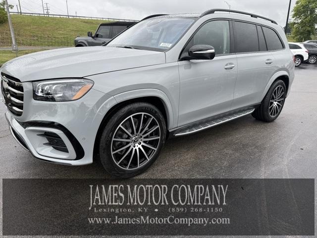 new 2026 Mercedes-Benz GLS 450 car, priced at $107,670