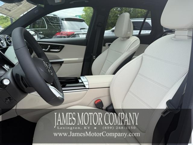 new 2025 Mercedes-Benz GLC 300 car, priced at $58,555