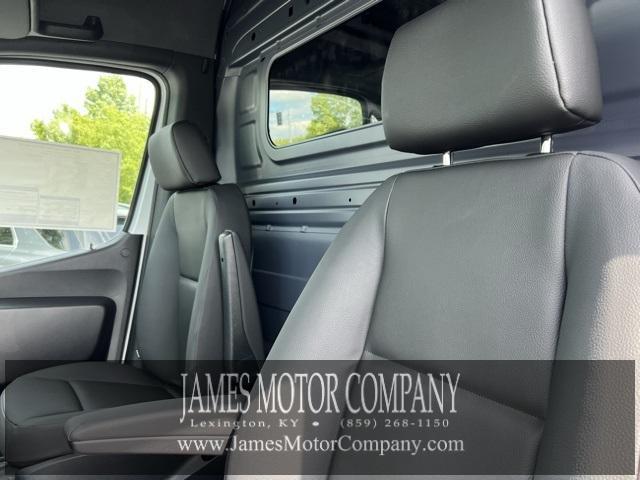 new 2025 Mercedes-Benz Sprinter 2500 car, priced at $71,121