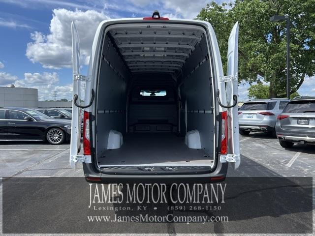 new 2025 Mercedes-Benz Sprinter 2500 car, priced at $71,121