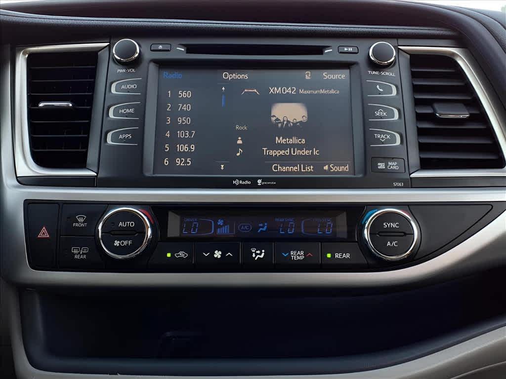 used 2014 Toyota Highlander car, priced at $18,115