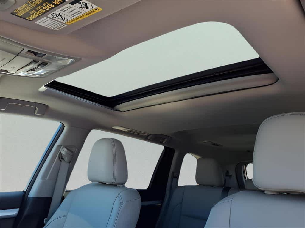 used 2014 Toyota Highlander car, priced at $18,115