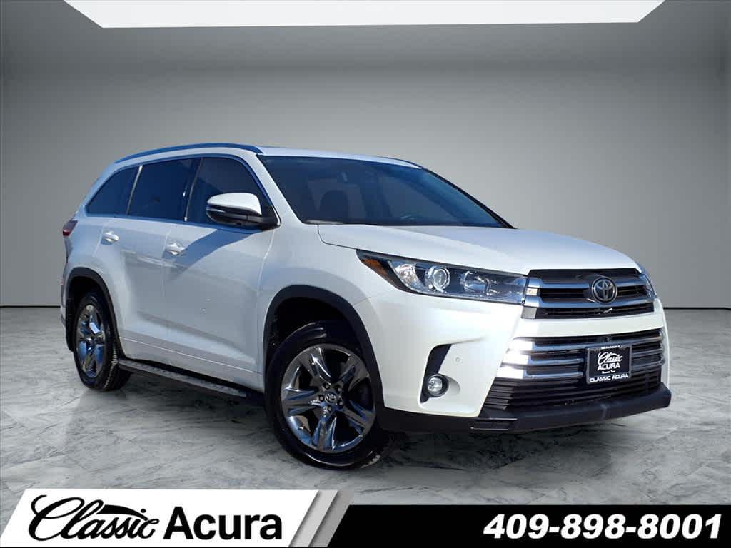 used 2019 Toyota Highlander car, priced at $26,154