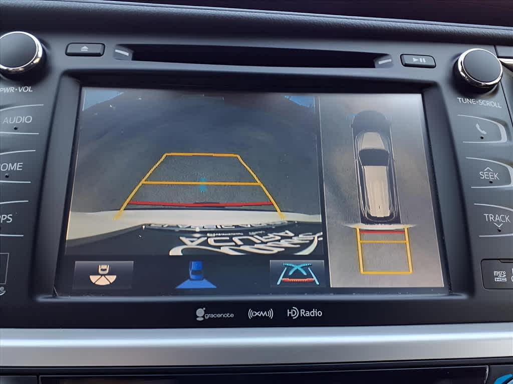 used 2019 Toyota Highlander car, priced at $26,154