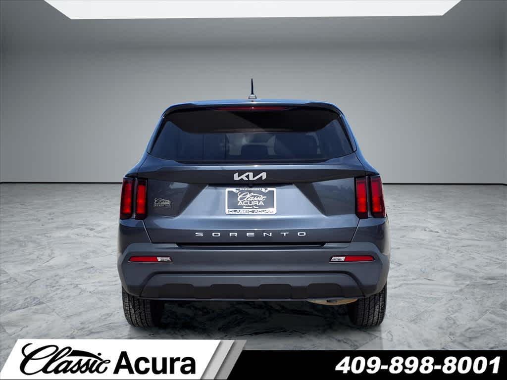 used 2022 Kia Sorento car, priced at $22,830