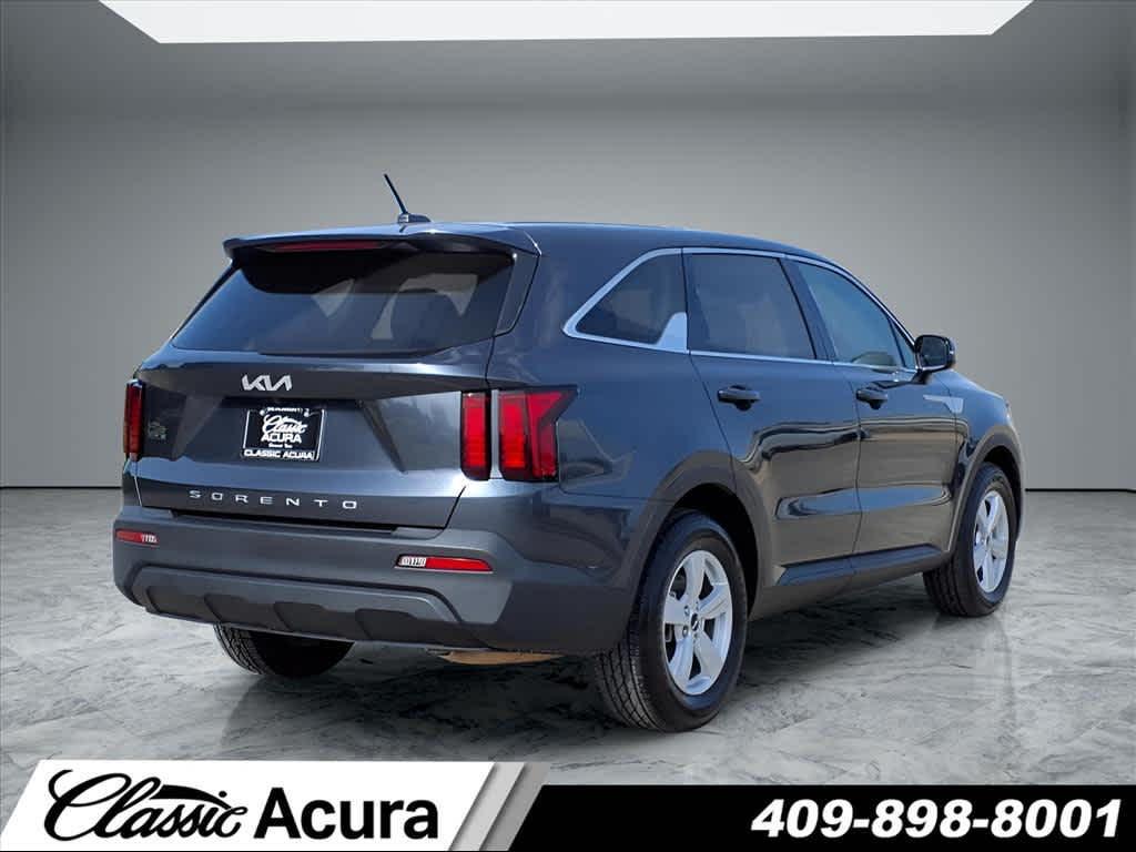 used 2022 Kia Sorento car, priced at $22,830