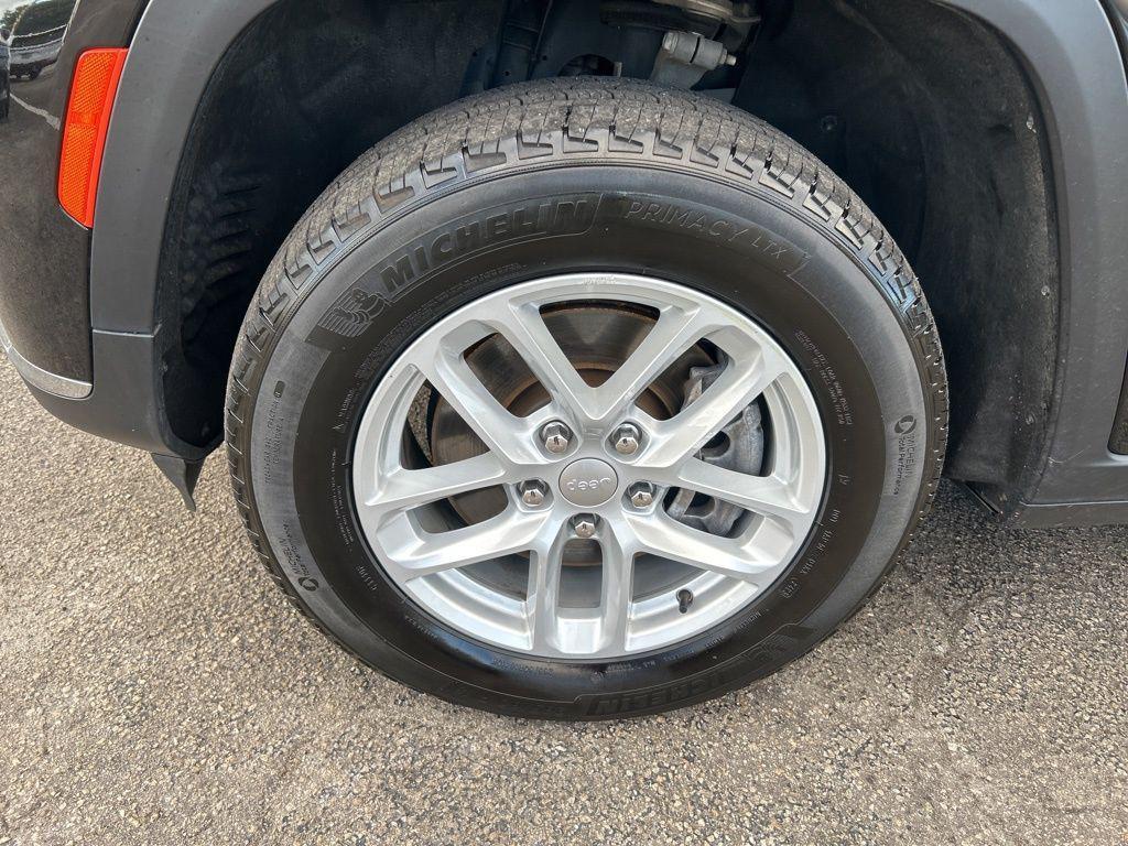 used 2023 Jeep Grand Cherokee L car, priced at $21,215