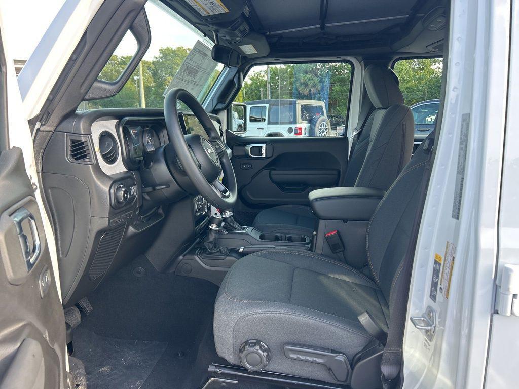 new 2026 Jeep Wrangler car, priced at $36,741