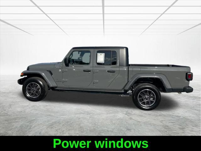 used 2023 Jeep Gladiator car, priced at $32,414