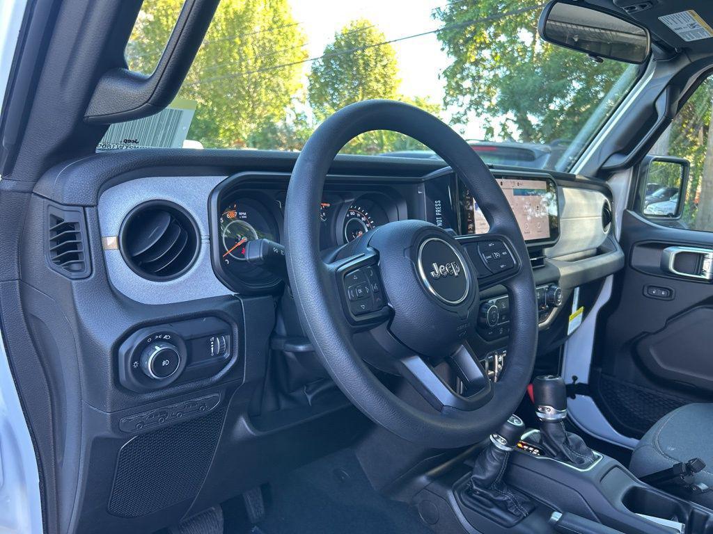 new 2026 Jeep Wrangler car, priced at $38,447