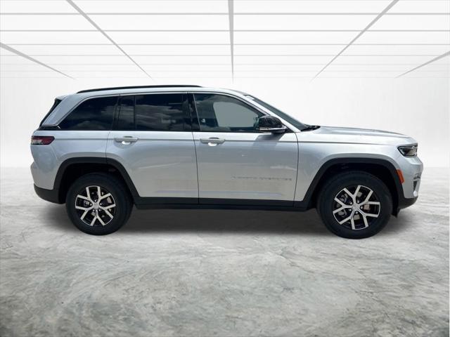 new 2024 Jeep Grand Cherokee car, priced at $38,068