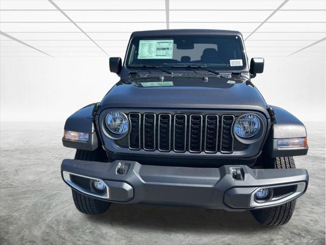new 2025 Jeep Gladiator car, priced at $45,373