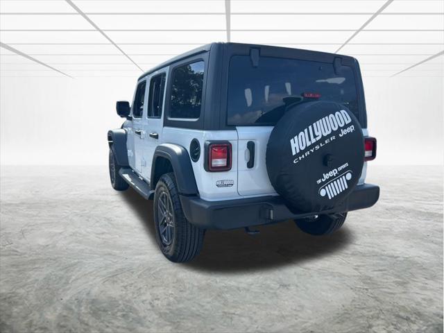 new 2025 Jeep Wrangler car, priced at $45,245