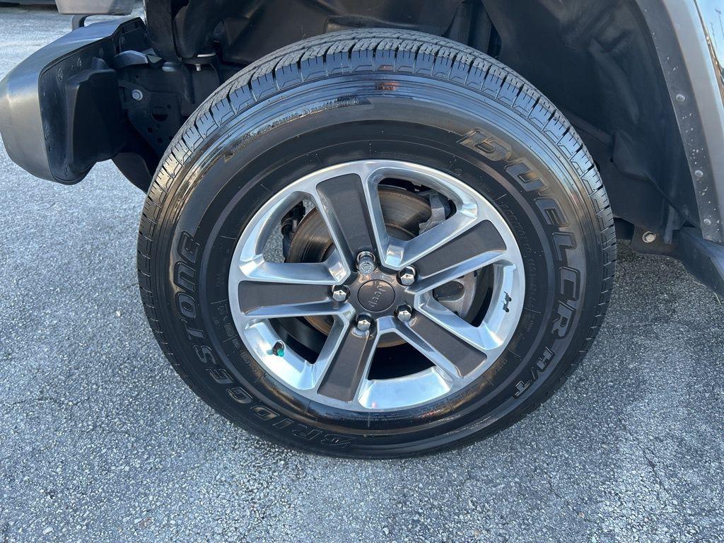 used 2021 Jeep Wrangler Unlimited car, priced at $26,921