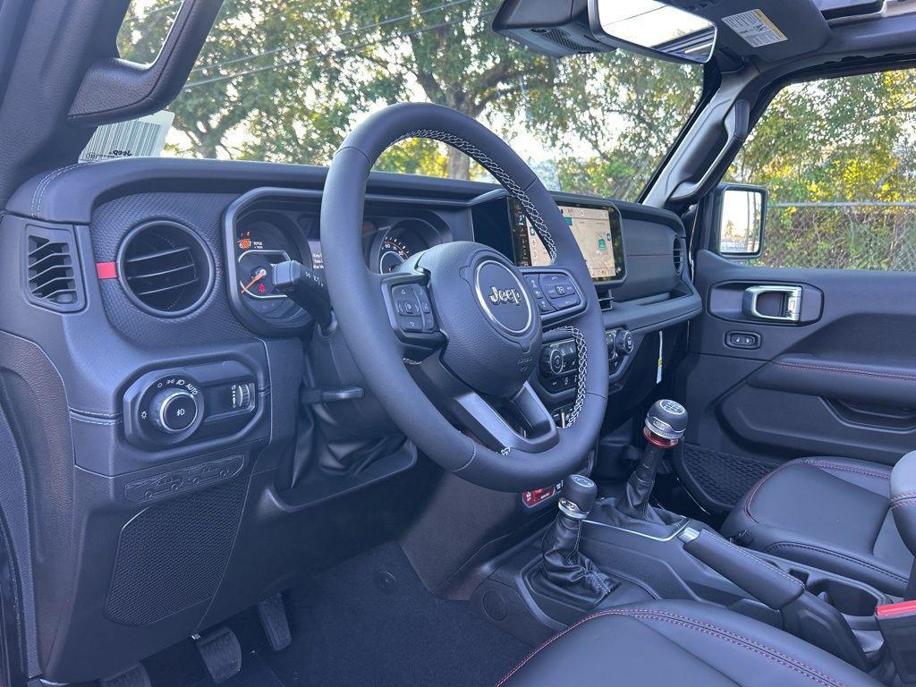 new 2025 Jeep Wrangler car, priced at $60,599