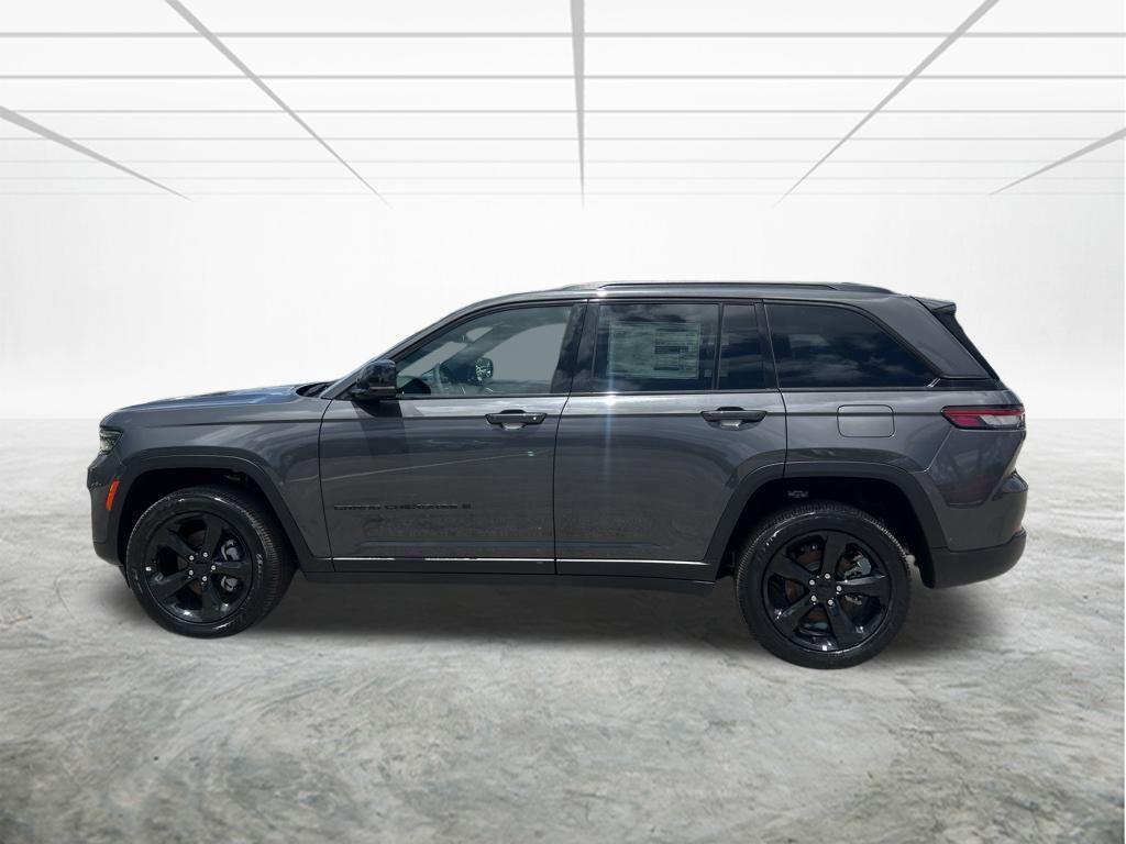 new 2025 Jeep Grand Cherokee car, priced at $35,950