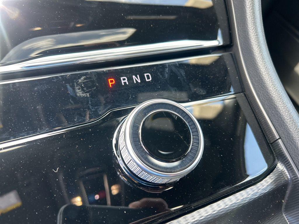 new 2025 Jeep Grand Cherokee car, priced at $35,950