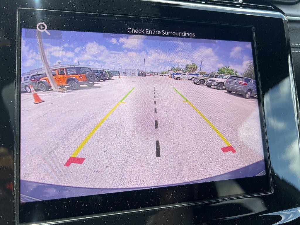 new 2025 Jeep Grand Cherokee car, priced at $35,950