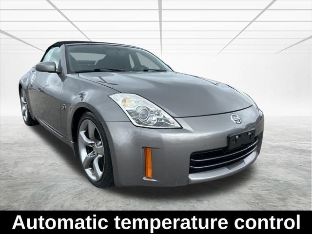 used 2007 Nissan 350Z car, priced at $13,495