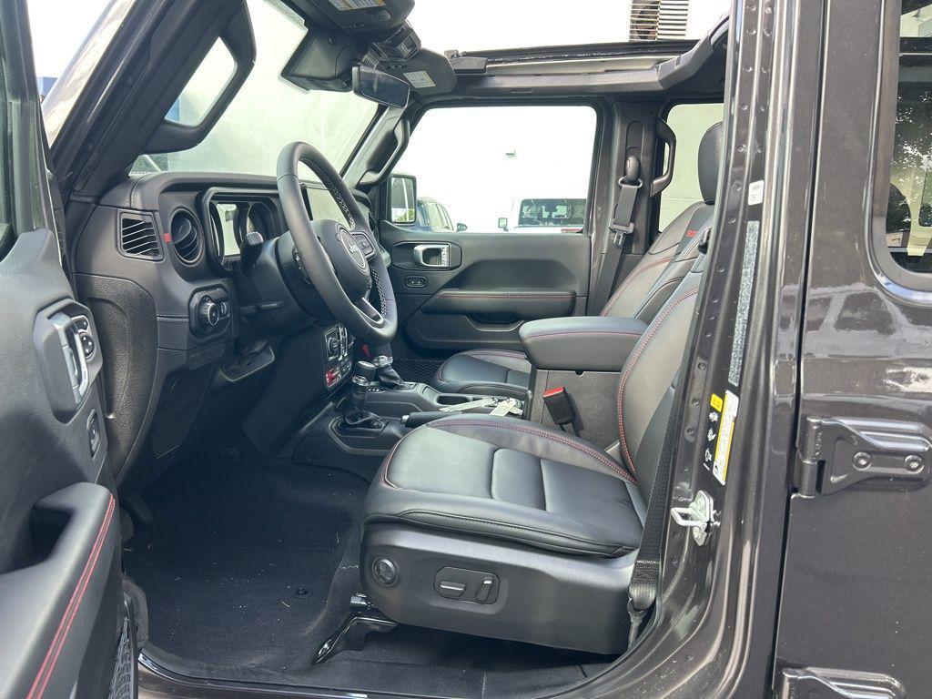 new 2025 Jeep Wrangler car, priced at $59,839