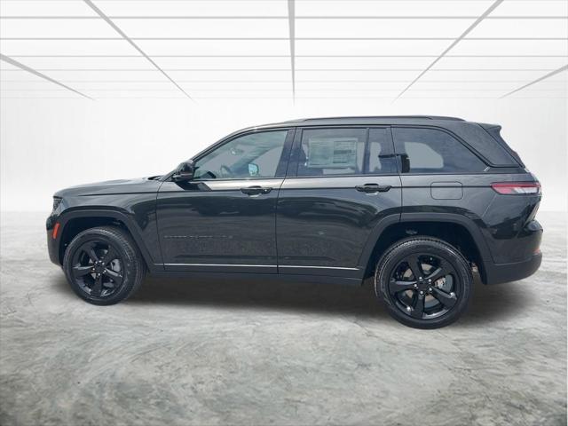 new 2024 Jeep Grand Cherokee car, priced at $37,959