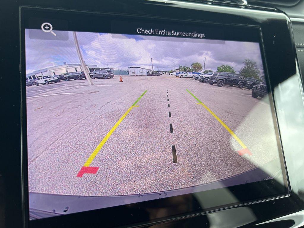 new 2025 Jeep Grand Cherokee car, priced at $37,012