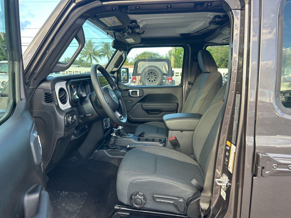 new 2026 Jeep Wrangler car, priced at $39,764