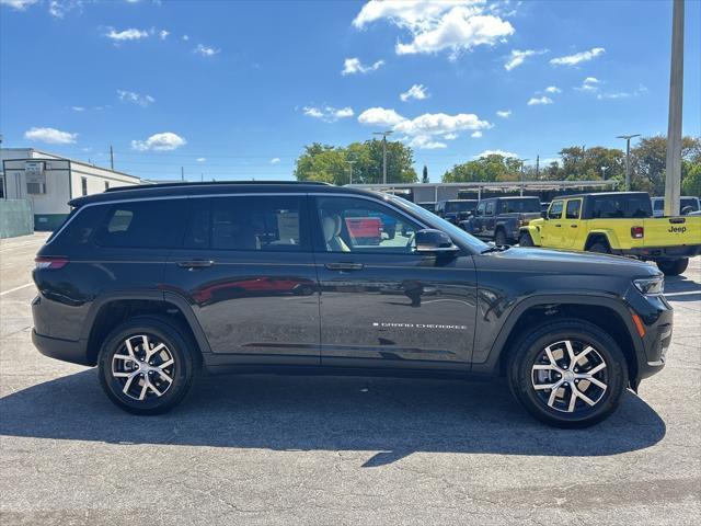 new 2024 Jeep Grand Cherokee L car, priced at $37,588