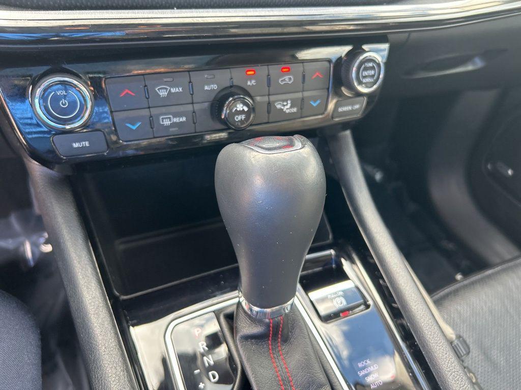 used 2022 Jeep Compass car, priced at $21,995