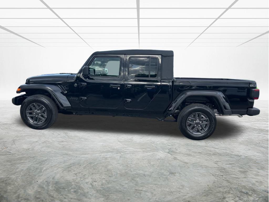 new 2025 Jeep Gladiator car, priced at $40,293