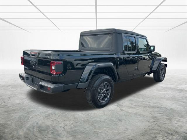 new 2025 Jeep Gladiator car, priced at $45,373