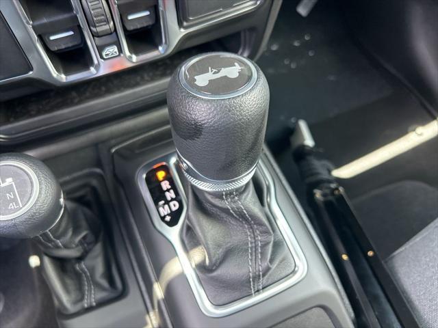 new 2025 Jeep Wrangler car, priced at $50,186