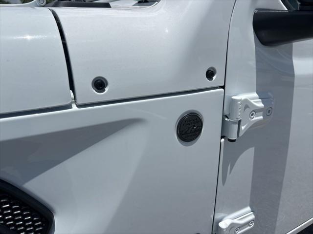 new 2025 Jeep Wrangler car, priced at $50,186