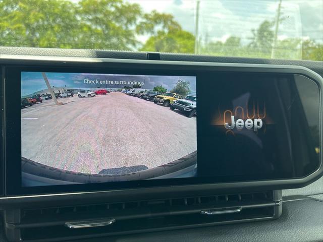 new 2025 Jeep Wrangler car, priced at $50,186