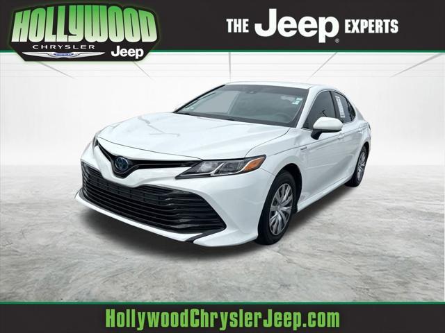 used 2019 Toyota Camry Hybrid car, priced at $19,877