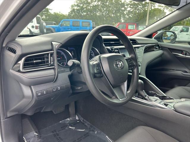 used 2019 Toyota Camry Hybrid car, priced at $19,877