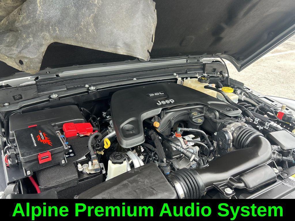 used 2021 Jeep Wrangler Unlimited car, priced at $38,995