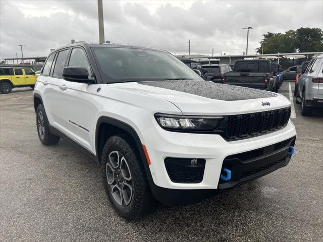 new 2024 Jeep Grand Cherokee car, priced at $53,981