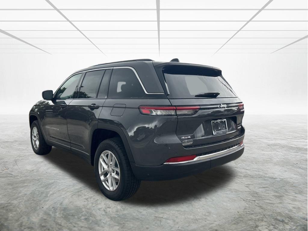 new 2025 Jeep Grand Cherokee car, priced at $38,870