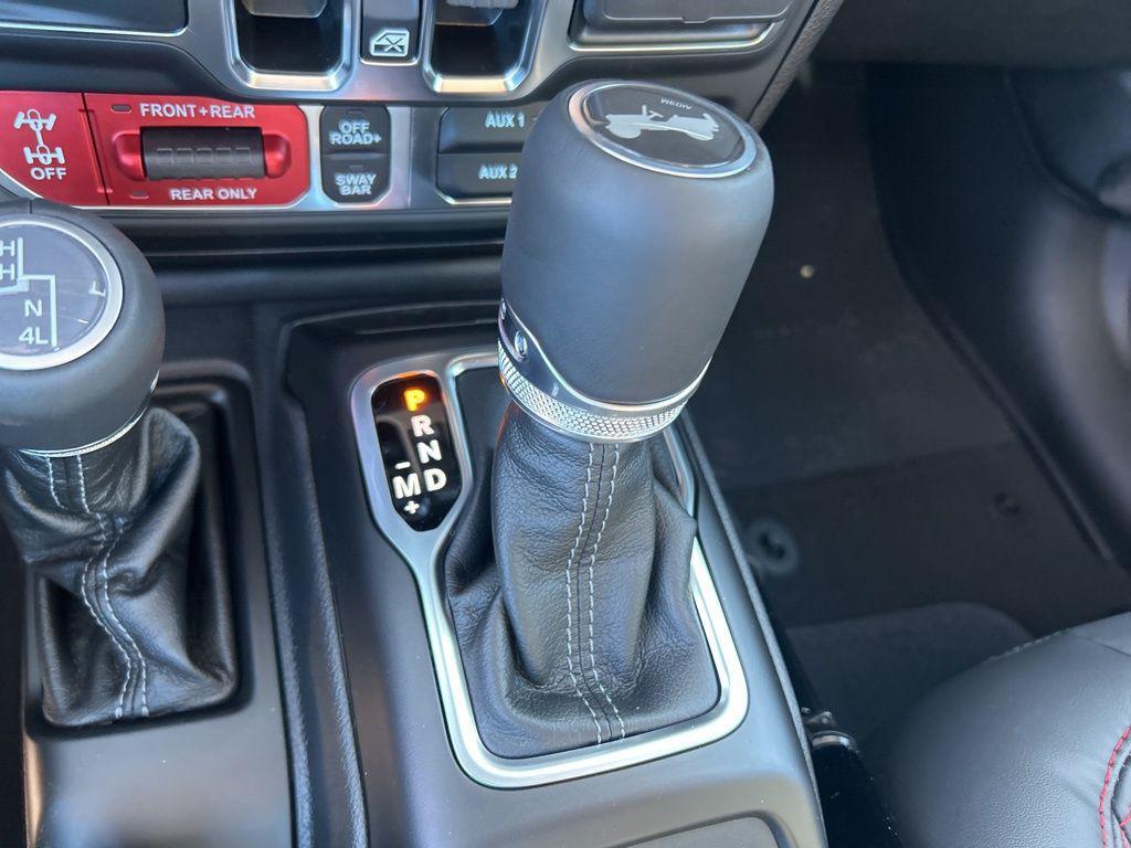 new 2025 Jeep Wrangler car, priced at $52,235